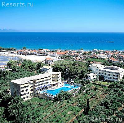 Koukounaria Villa Hotel 